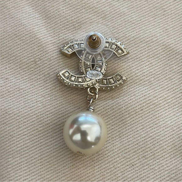 Chanel - CC earrings. - Picture 4 of 5